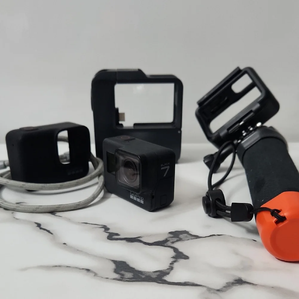 GoPro HERO7 Black with Accessories